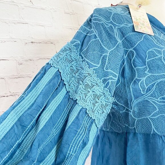 Johnny Was Gracie Latitude Blouse Women’s S Blue Embroidered Eyelet Lace Peasant - Picture 2 of 6